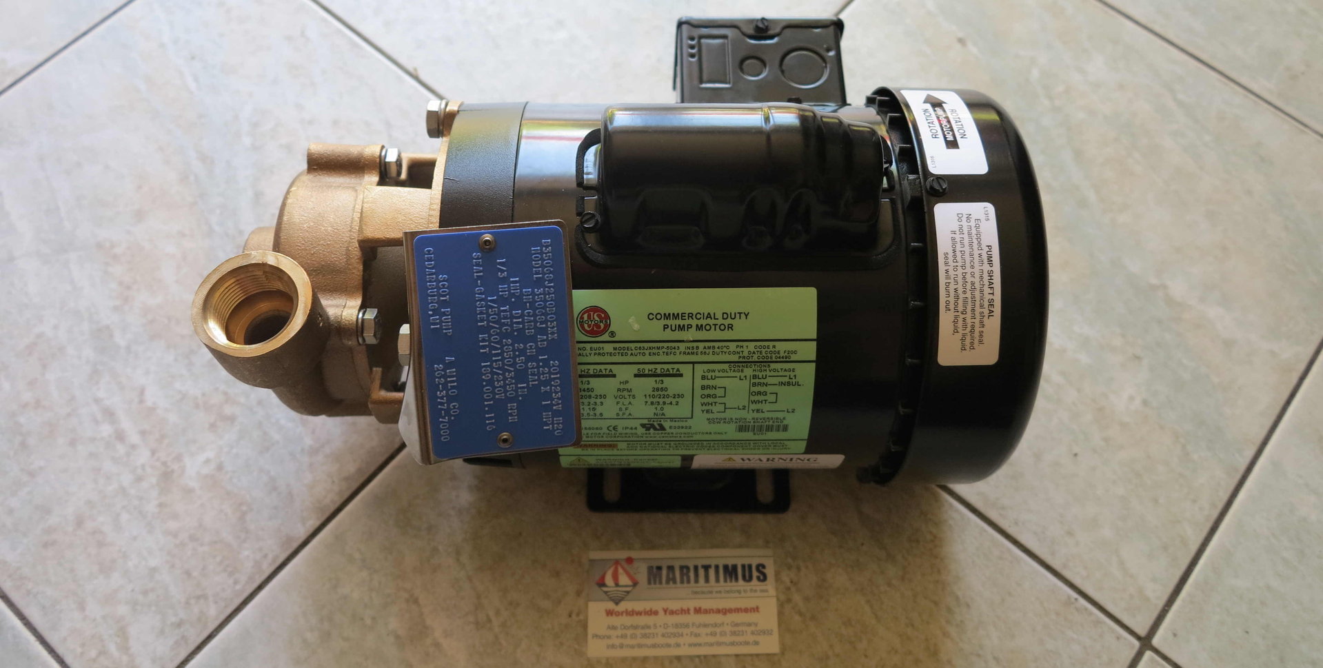 Single Phase 0.37kw Motor and Worm Gearbox 23 rpm output 25mm Hollow Bore 35Nm 